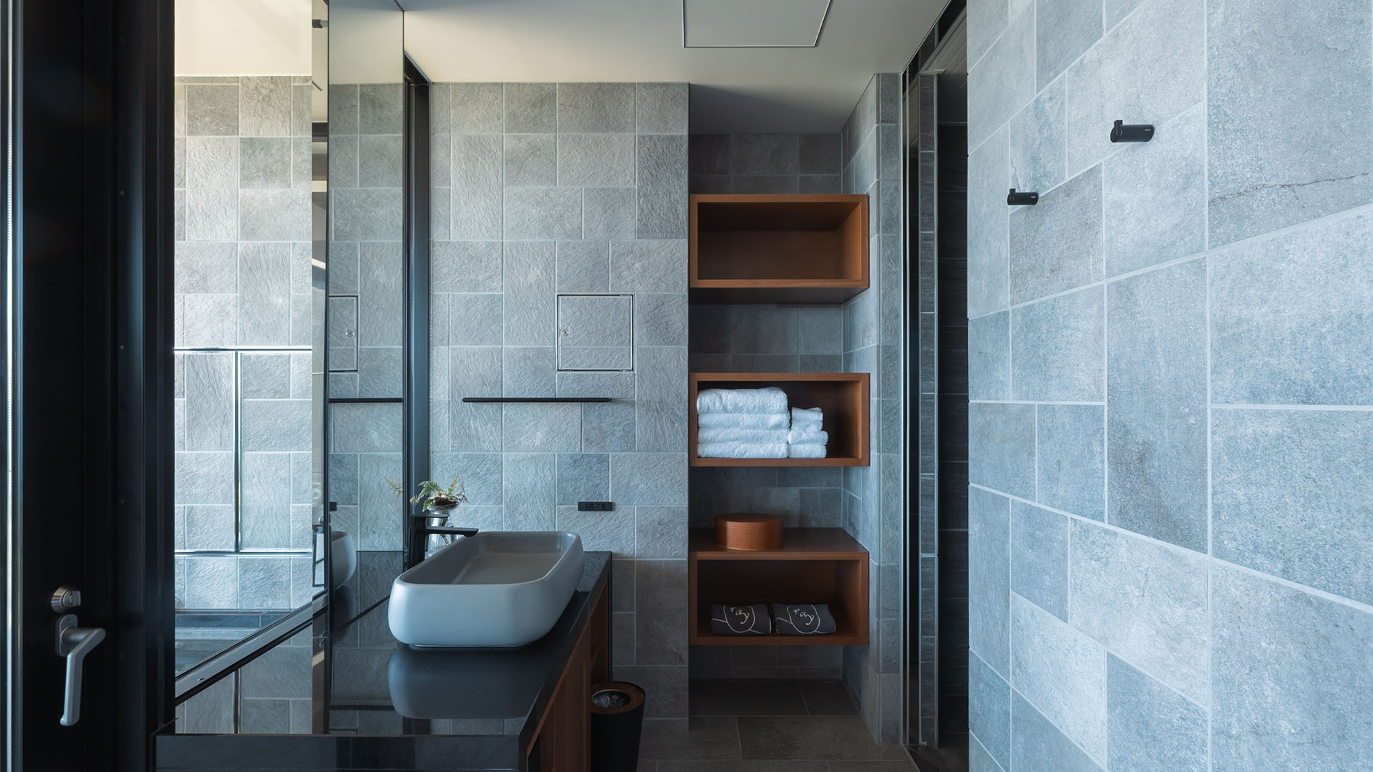 オーシャンビュー 露天スーペリア【58平米】