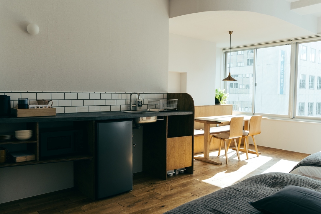 ルームチャージ型：テーブル・チェア完備：一人で広々：複数利用でもお得