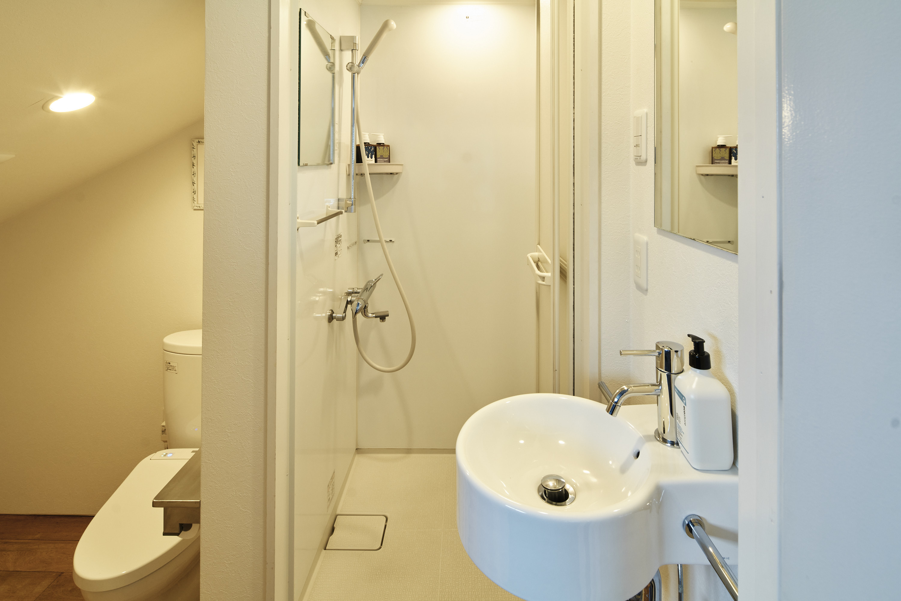 アティック　スタジオ