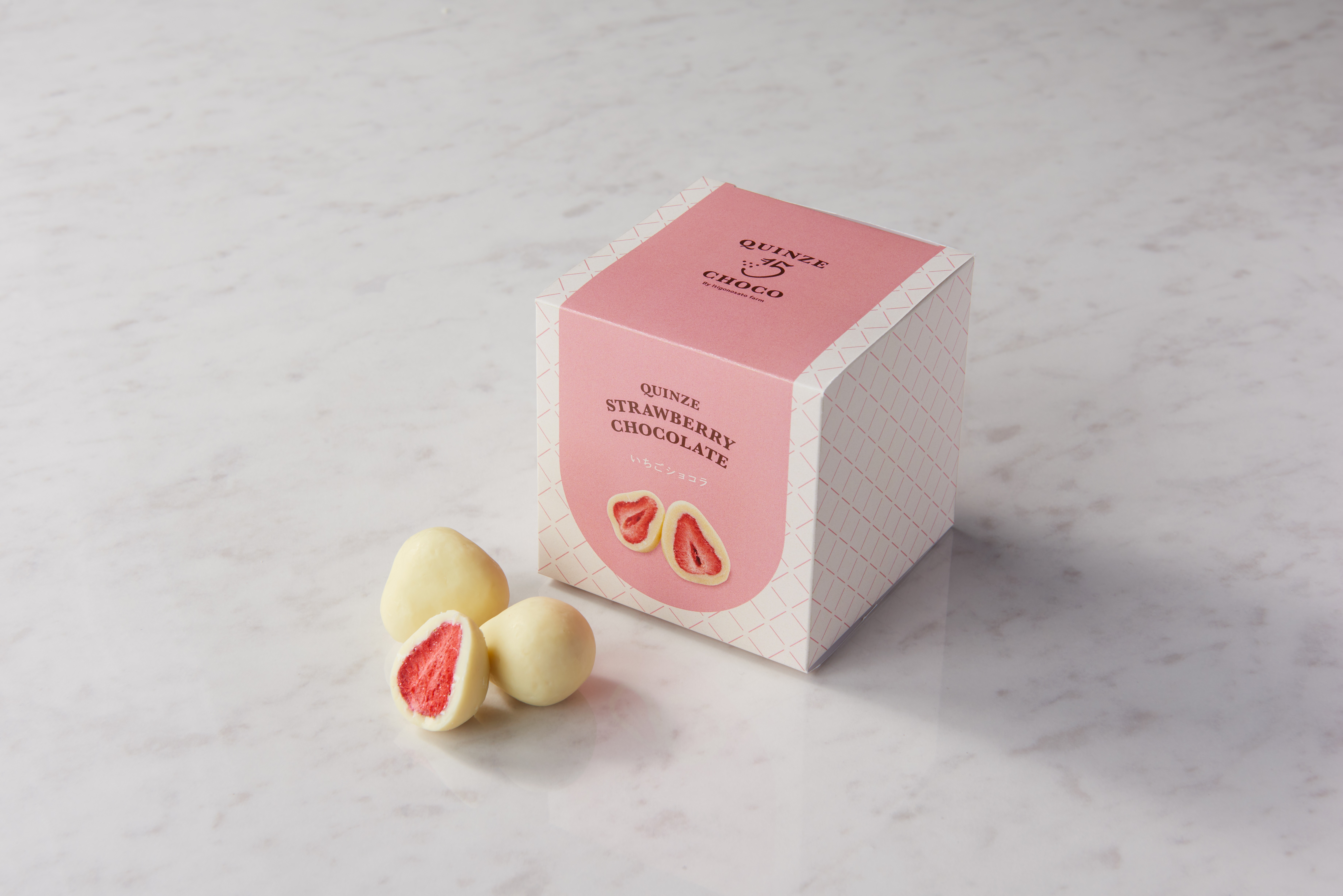 カーンズフリーズドライいちごチョコレート（ホワイト）