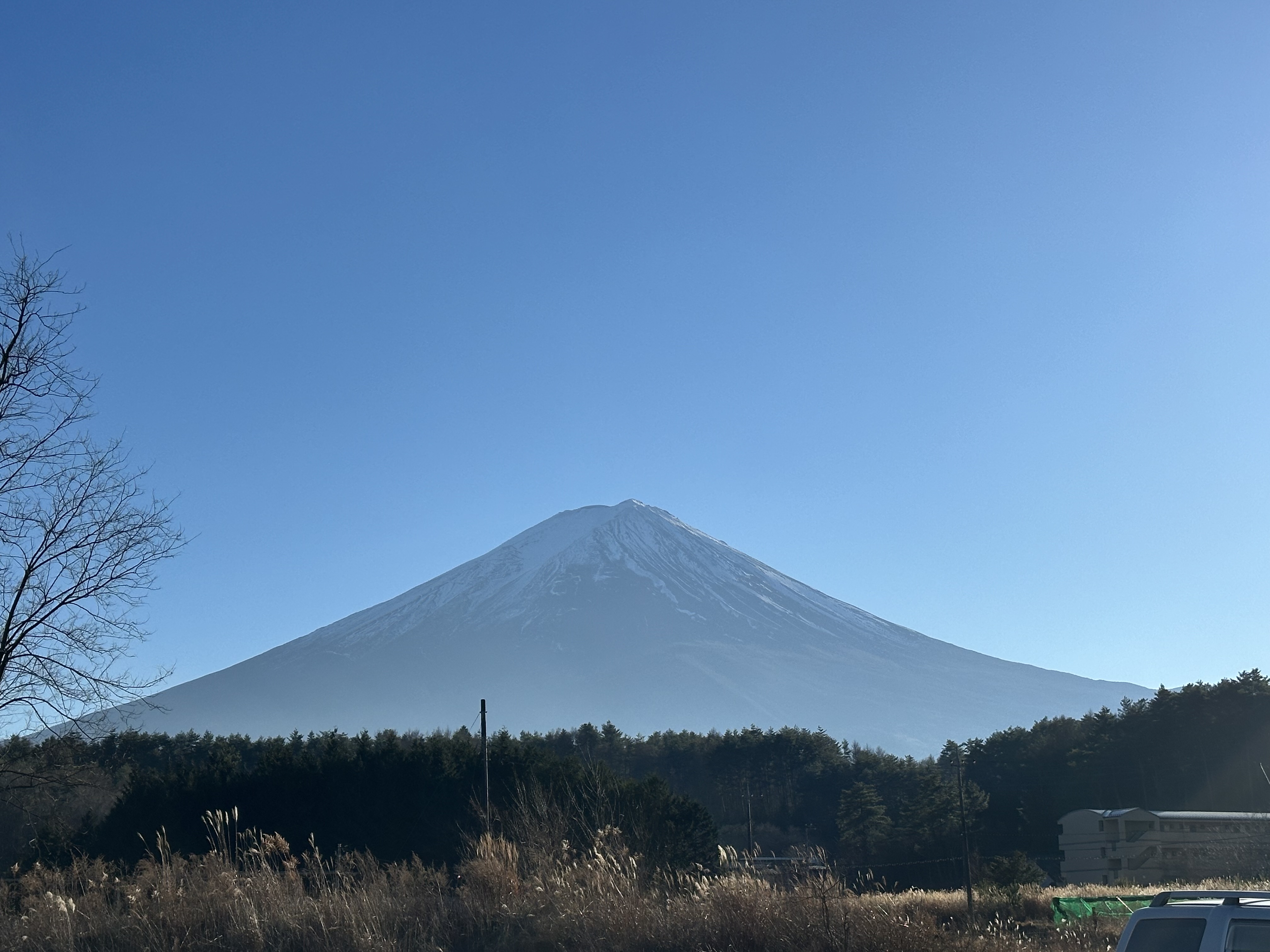 ふじ・ふもとの森温泉から徒歩12分、車で2分の絶景撮影スポット①