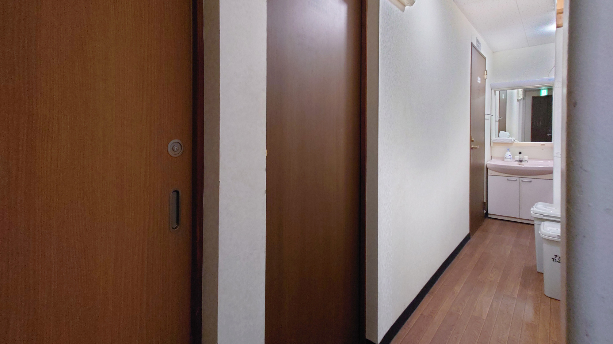 【禁煙　別館】2F共有スペース