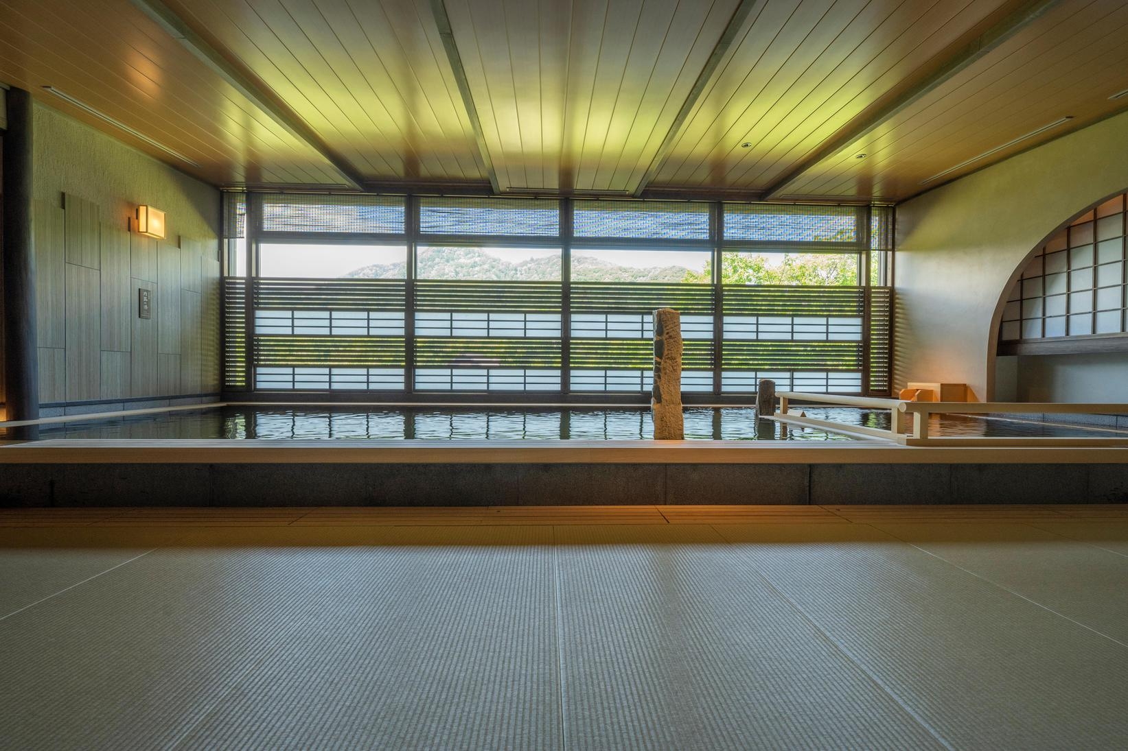 【LUXDAYSセール】全室に天然温泉風呂を完備！贅なる“ゆらく”を…≪夕食は前半席≫