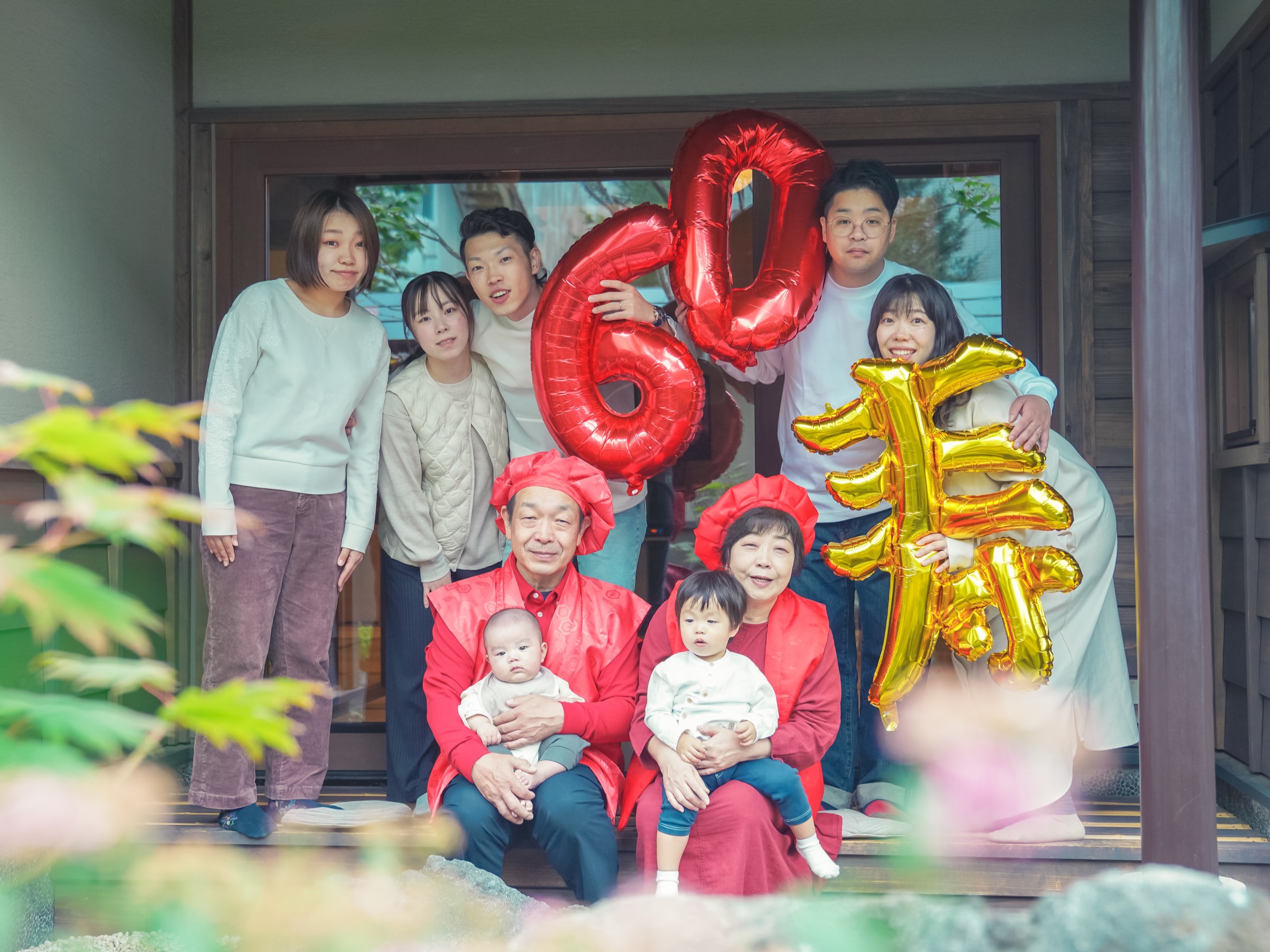 【オプション/撮影プラン】長寿のお祝いはゆらく草庵で決まり！ちゃんちゃんこ無料貸出もございます。