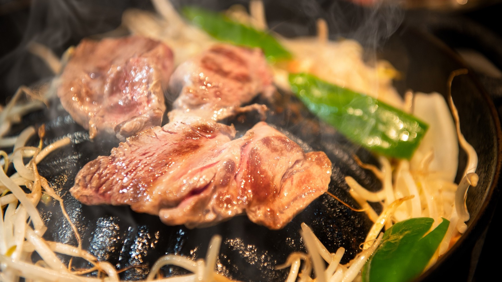 【北海道グルメ】ホテルから徒歩で約5分！夕食は羊羊亭でジンギスカン60分食べ放題♪