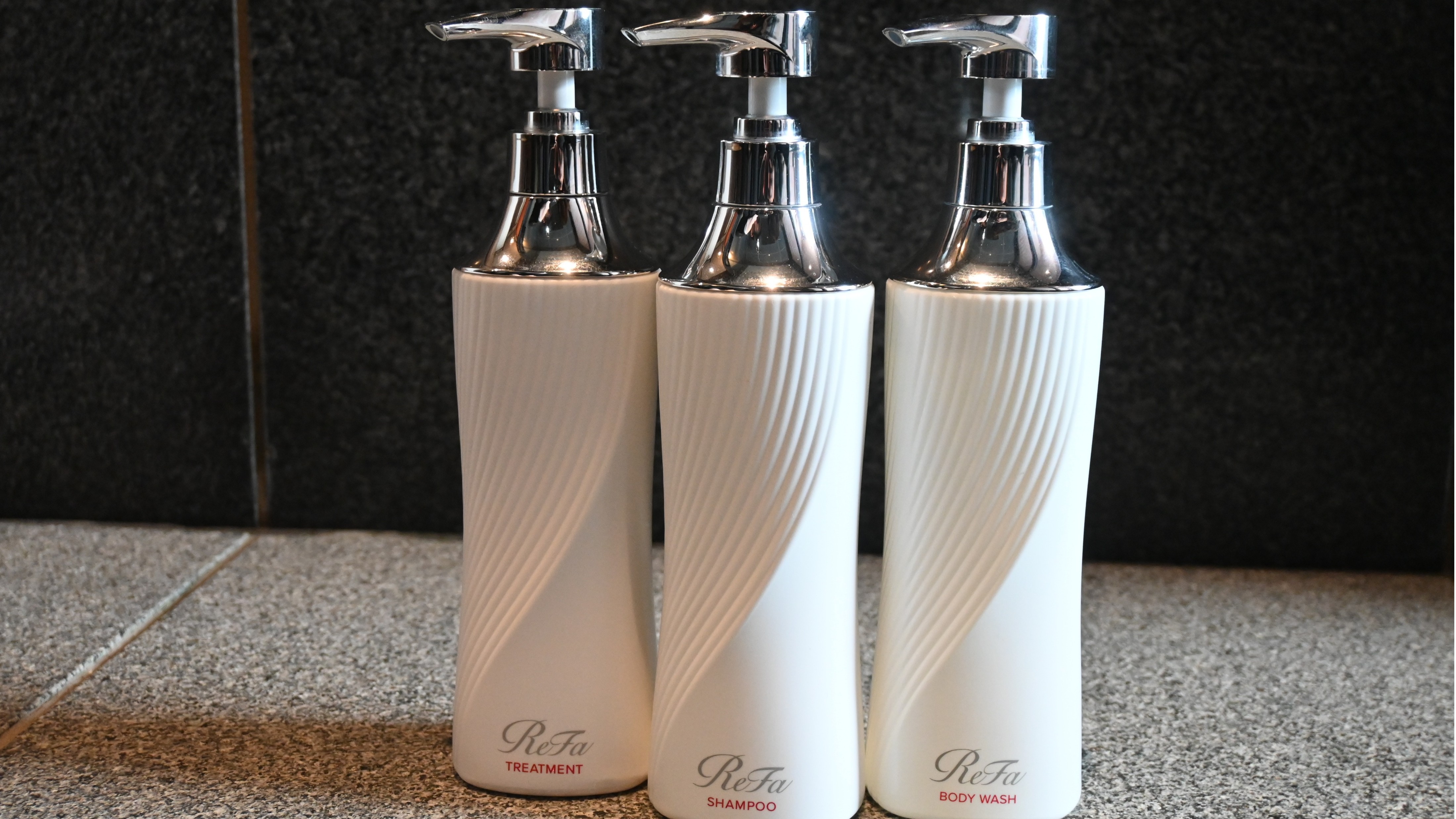 【客室備品】特別室限定でRefaのシャンプー・コンディショナー・ボディウォッシュをご用意。