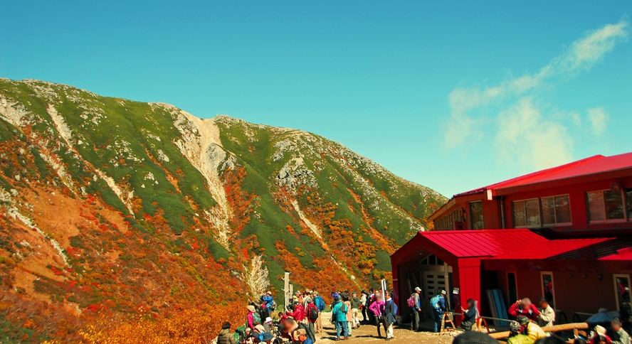 【周辺】10月下旬 紅葉の駒ケ岳登山
