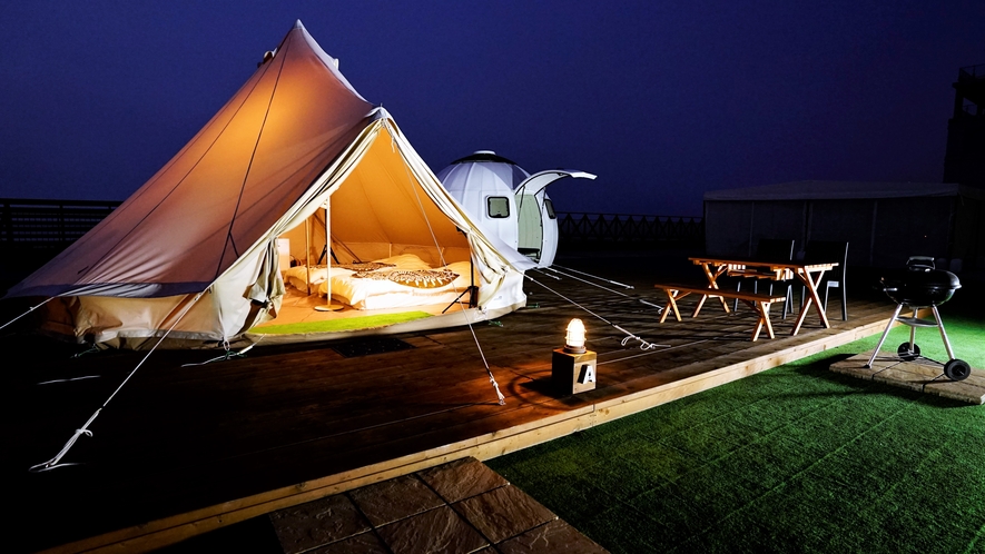 グランピング外観(夜)