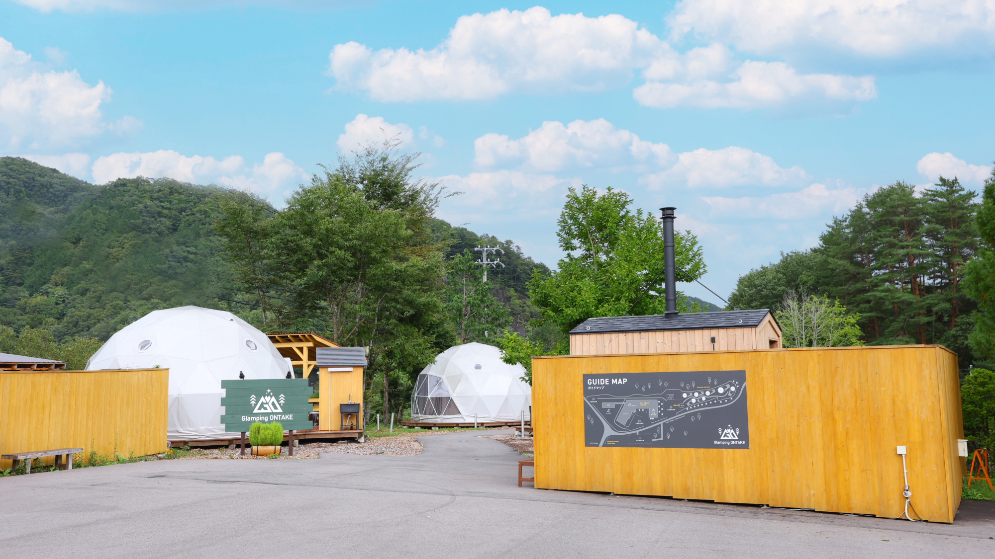 ■グランピング　外観