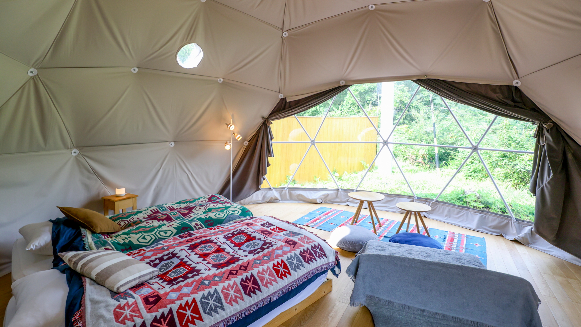 ■【グランピングドーム】2名様／28平米・専用デッキ・トイレ付