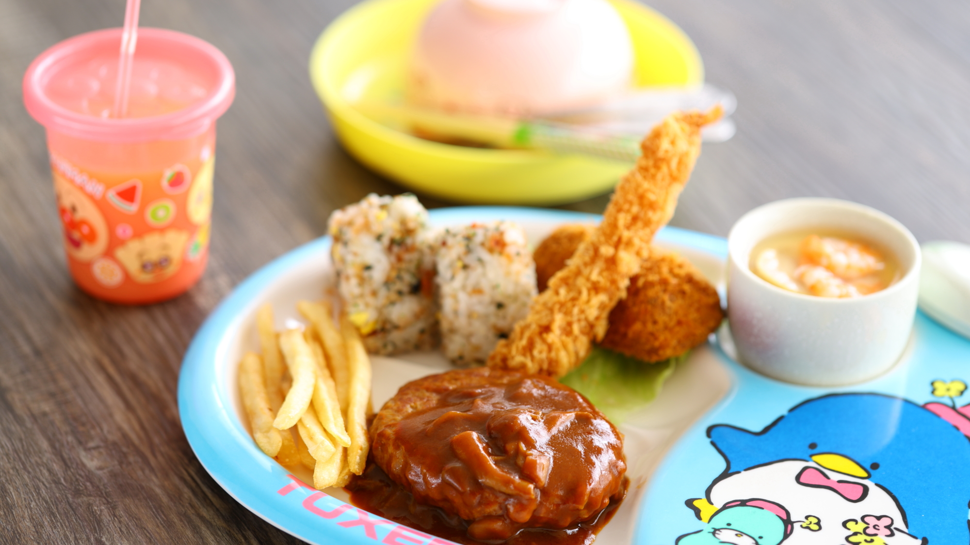 ■ホテルのご夕食　お子様セット　一例