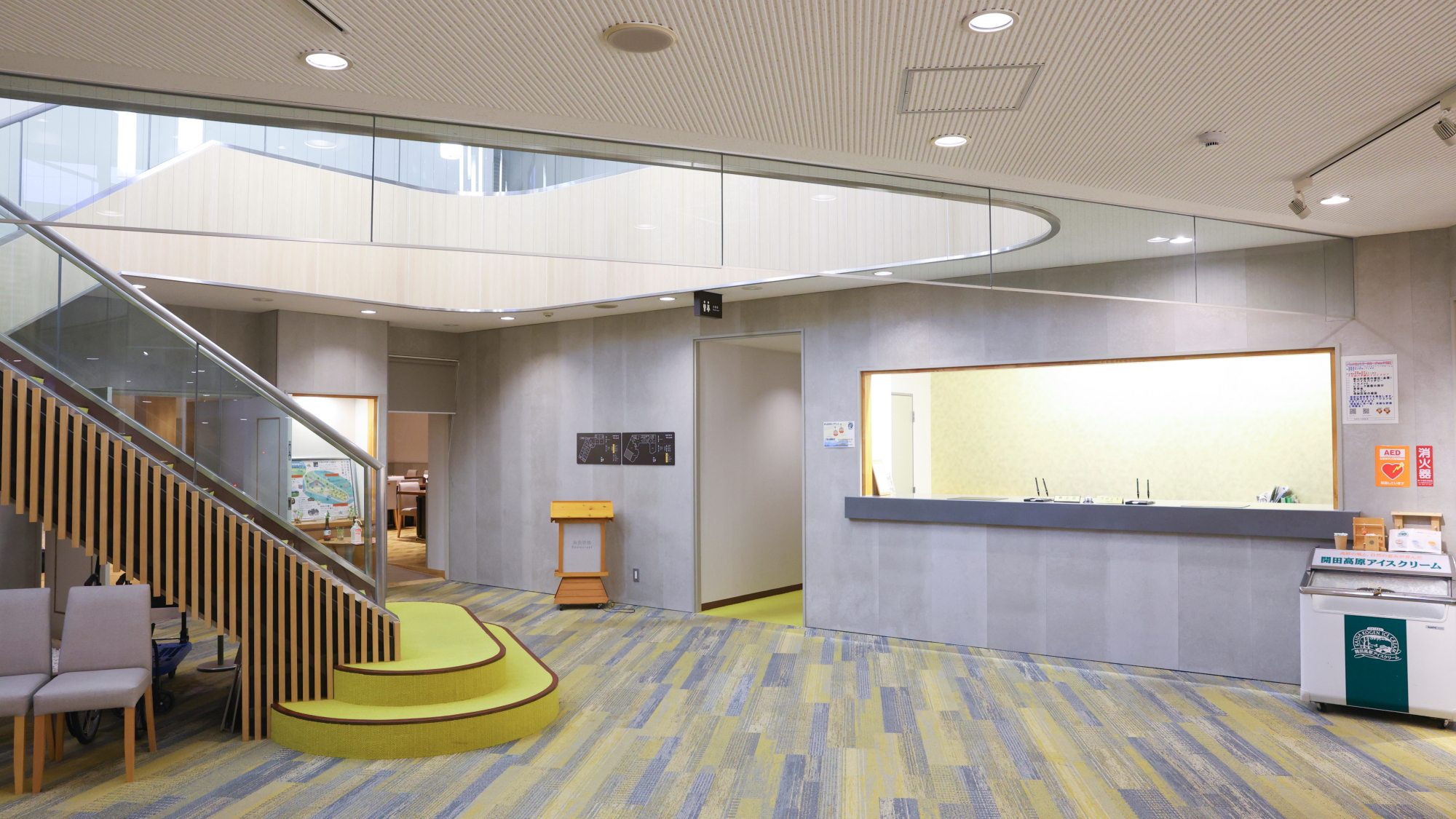 ■ロビーフロント