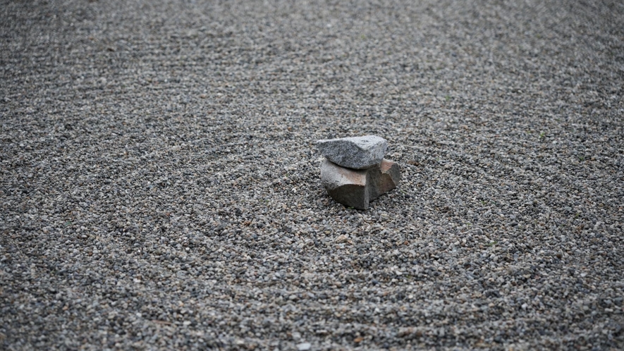 ろ霞庭園の庭石