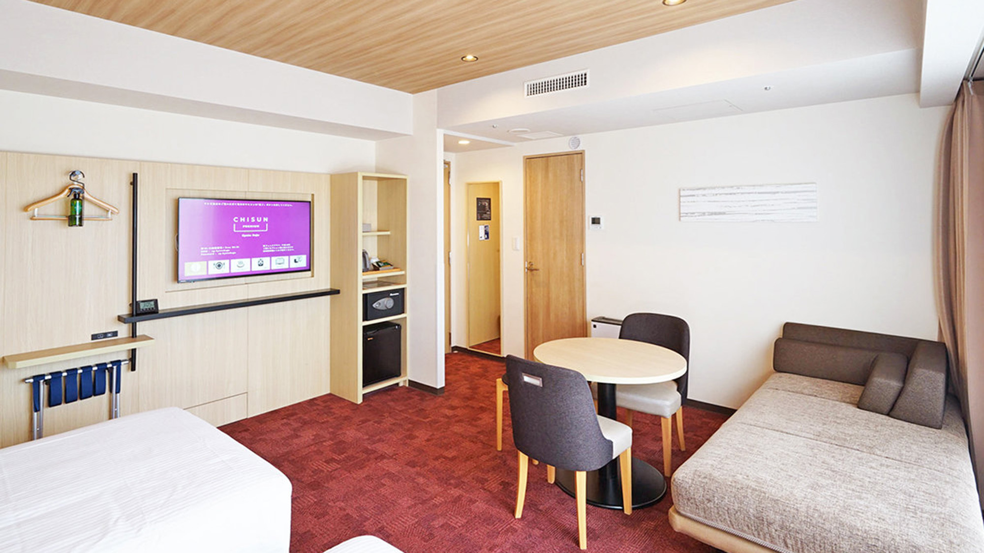 グランドテラスルーム 【ベッド幅110cm、ソファベッド92cm】