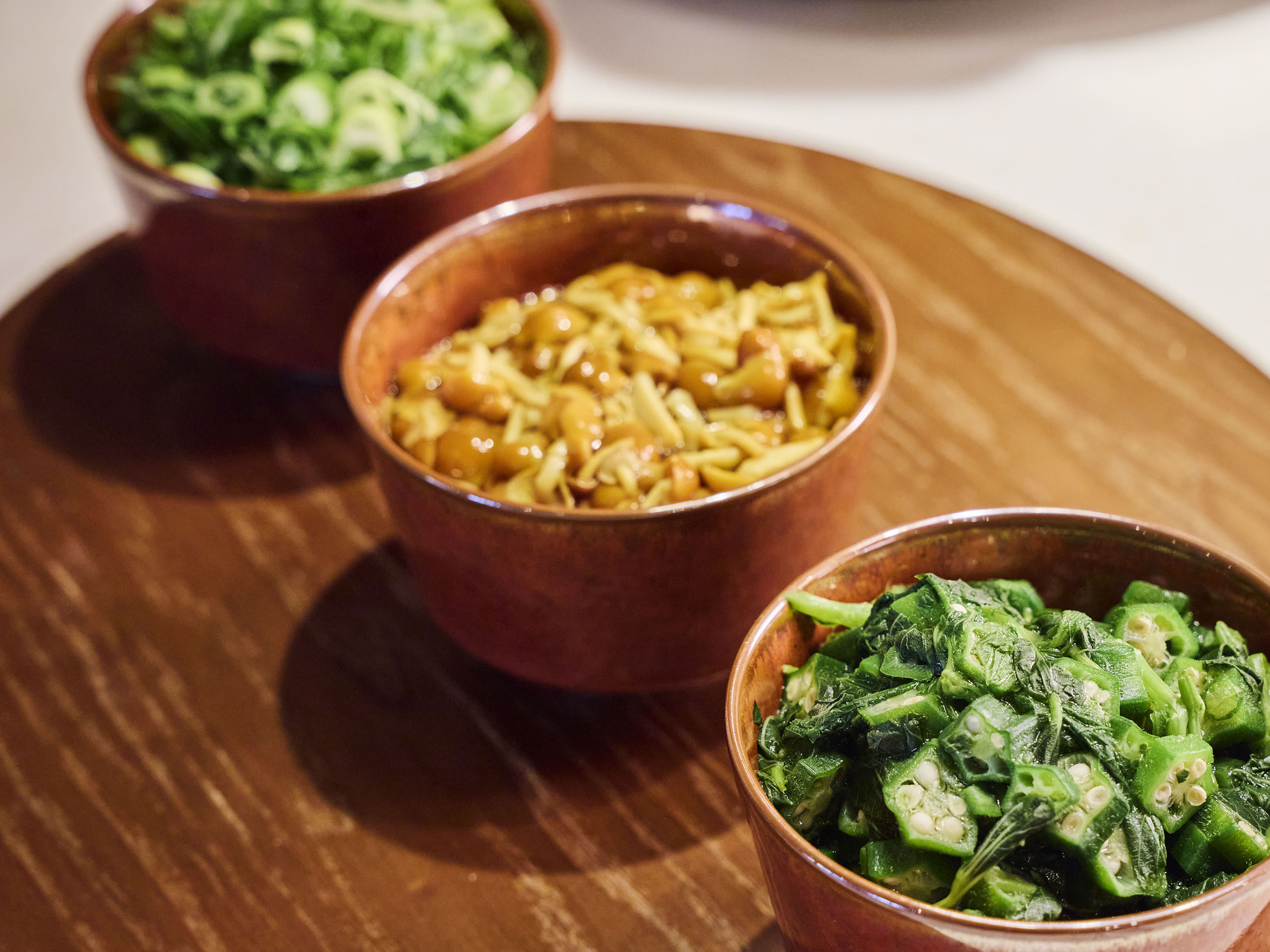 朝食ビュッフェ｜バラエティ豊かなお味噌汁の具をご用意、心温まるホッとする一杯を。