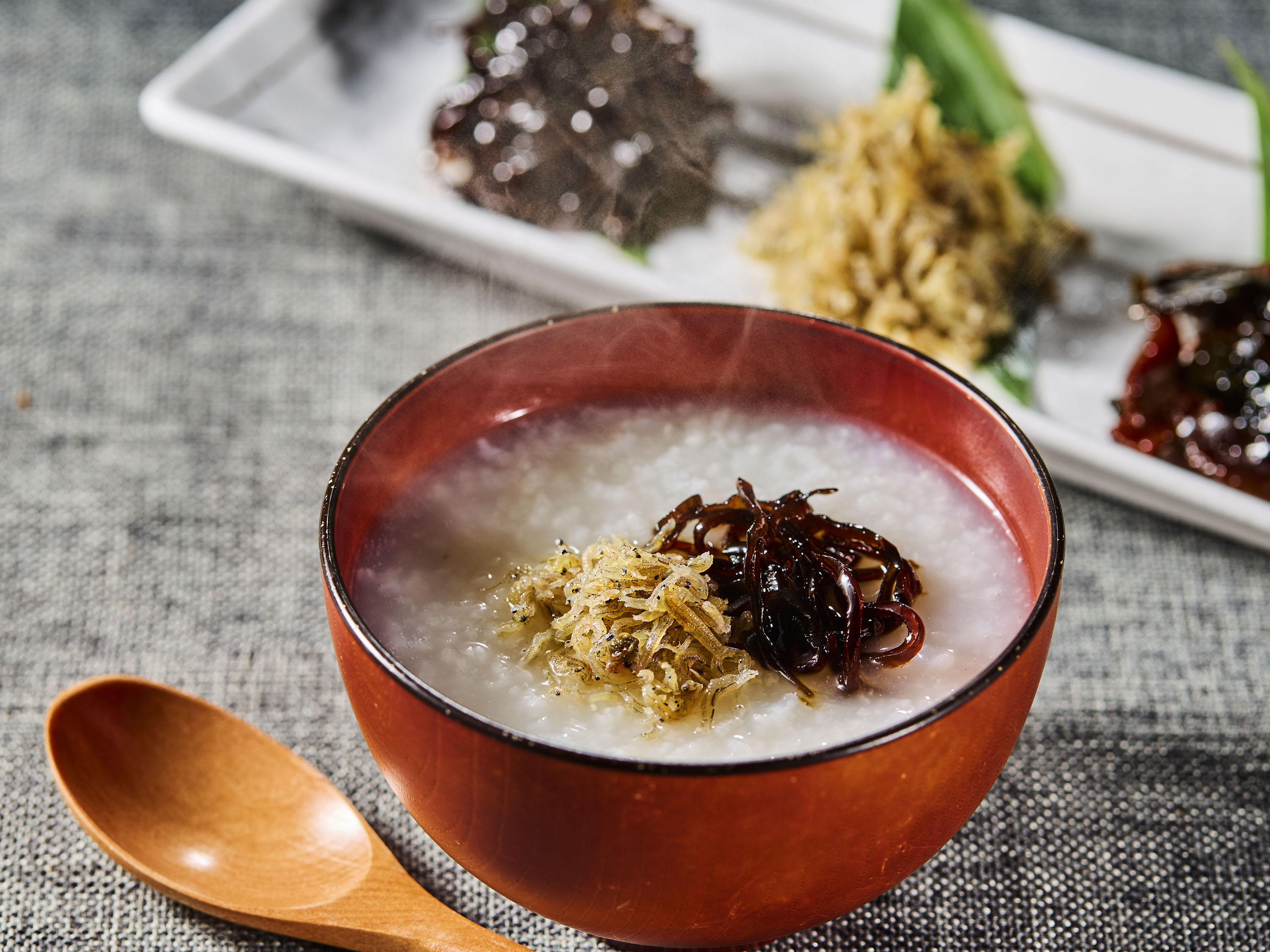 朝食ビュッフェ｜心とお腹を優しく満たし、身体にやさしく響くおかゆ。