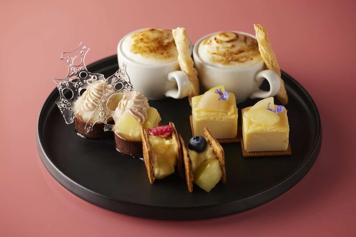 【午後の贅沢】毎夏人気のピーチアフタヌーンティー付プラン（朝食付）
