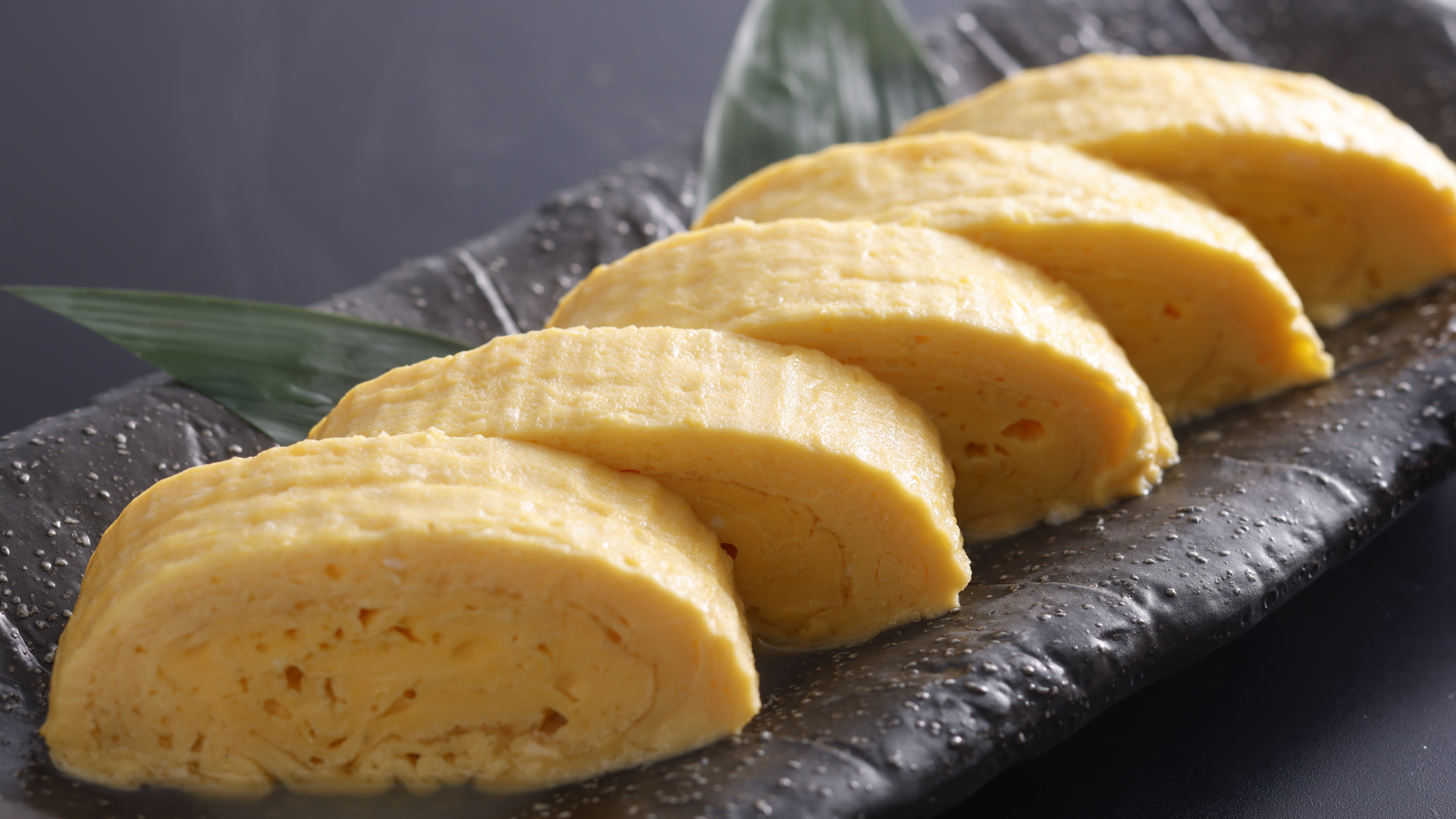 【別注料理】卵5ケ使用した大きな出汁巻き（1本） 