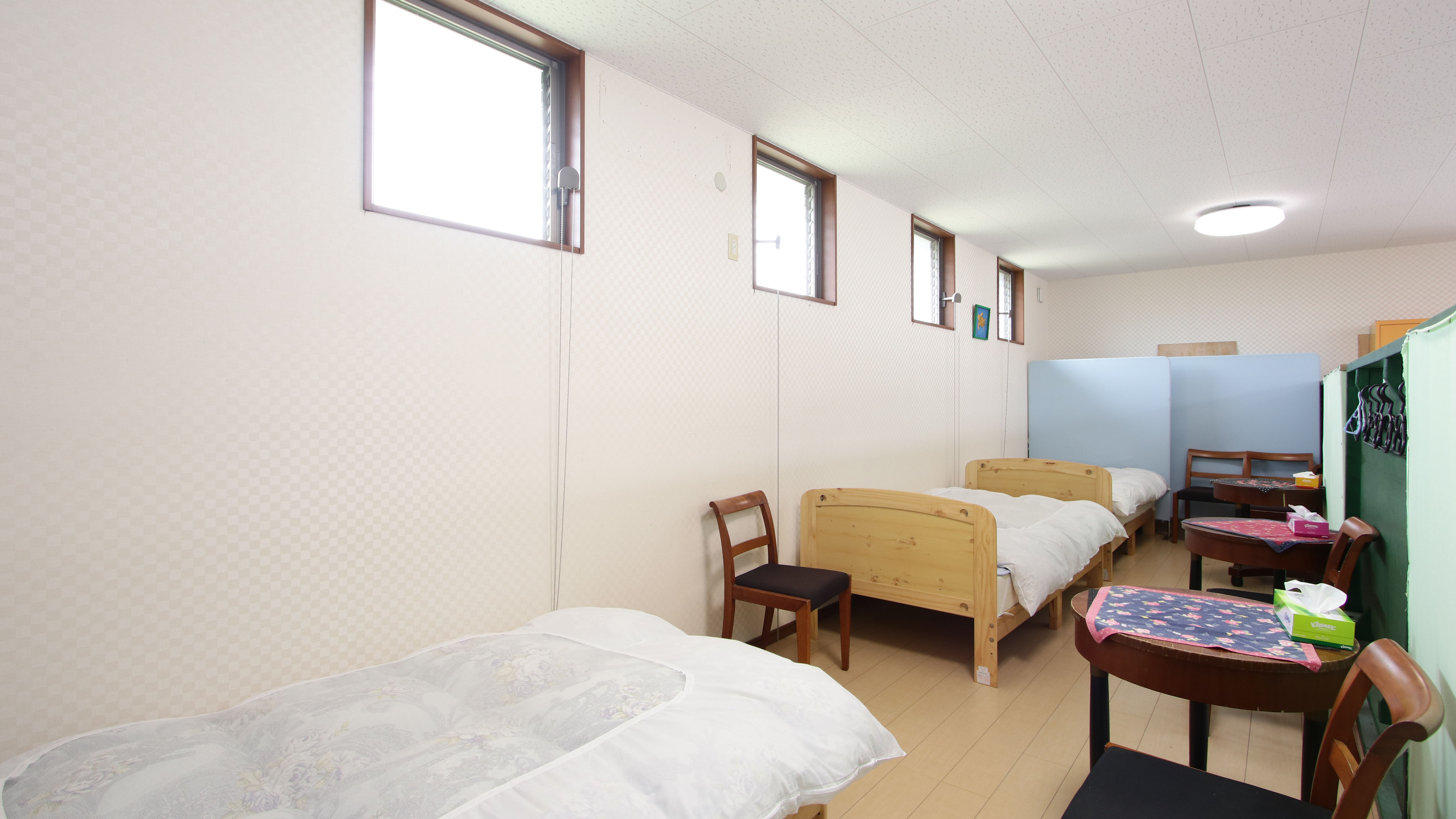【客室】離れ_シングルベッド3台*