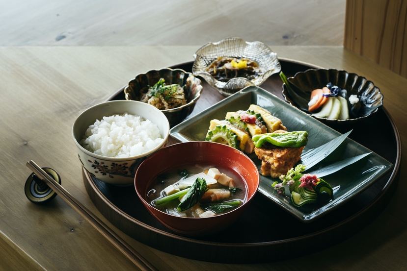 【一泊二食付き　鴨料理夕食プラン】老舗の味、鴨料理コースの夕食！「七十二候」の心身喜ぶ朝食を。