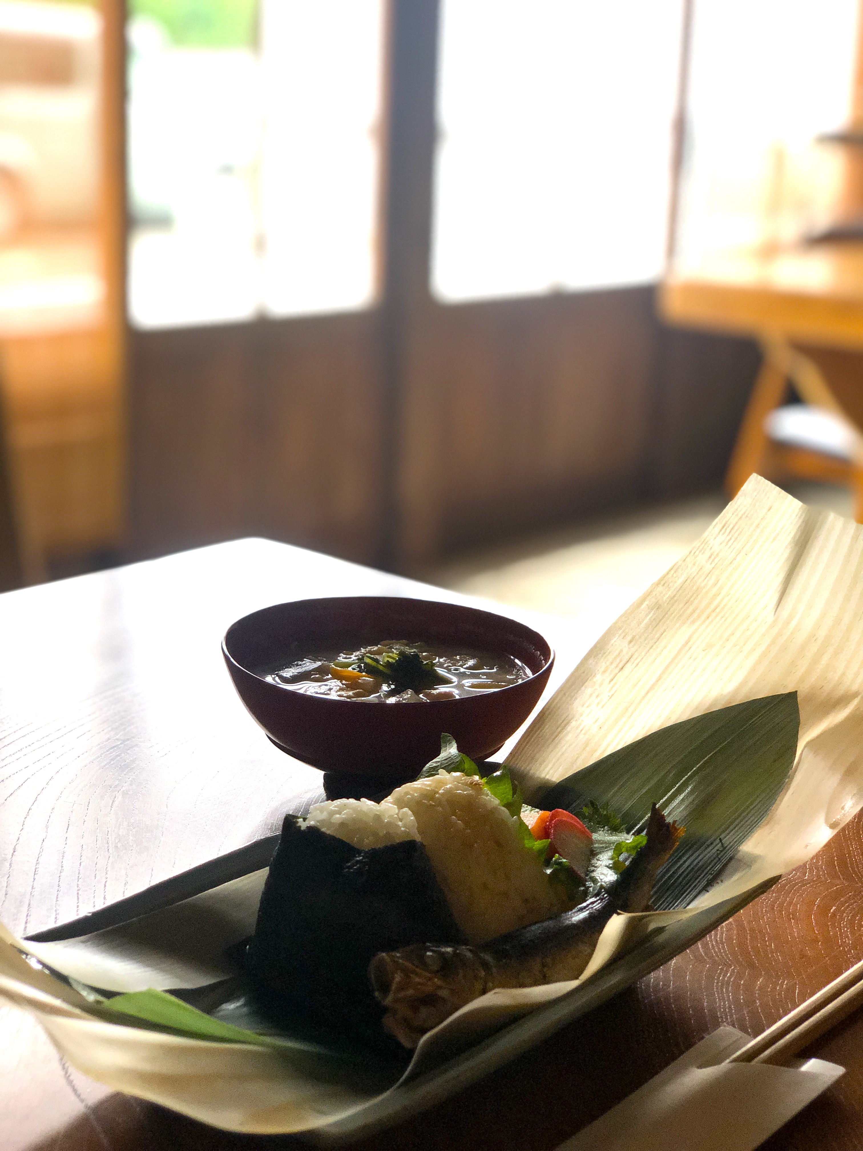 おにぎりセット朝食