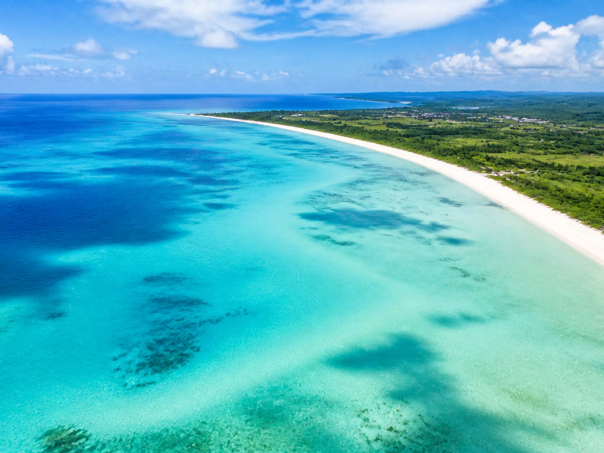 前浜ビーチ（空撮）