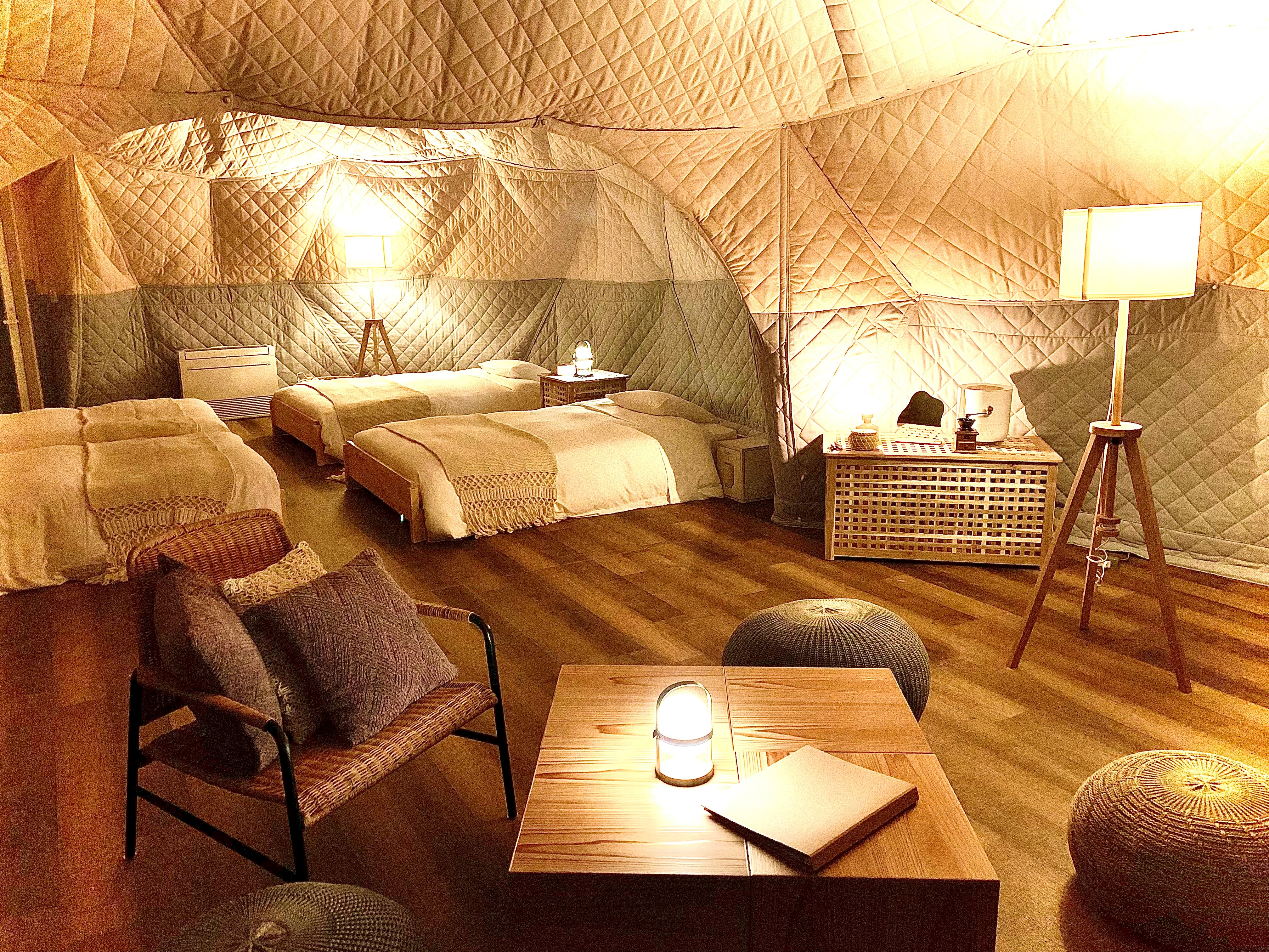 ツインドーム：室内