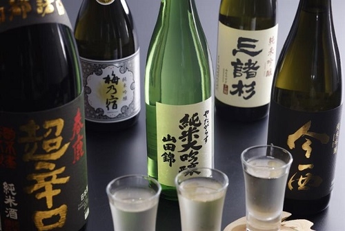 【食でめぐる奈良】日本酒発祥の地奈良で味わう銘酒飲み比べセット付プラン【２食付】