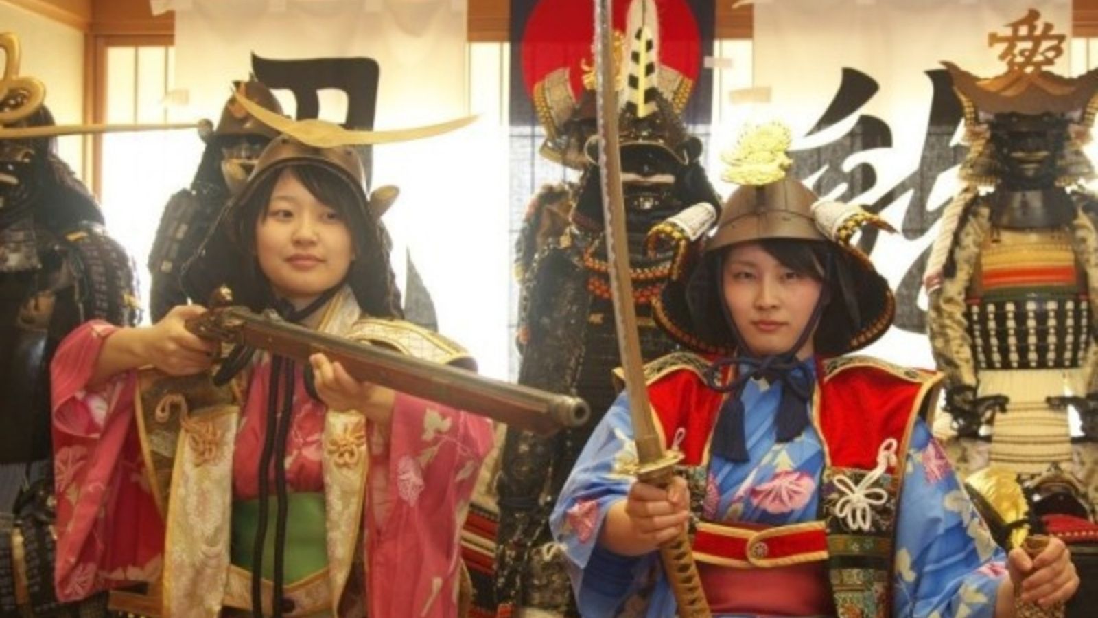 【館内で体験】上杉謙信、直江兼続、伊達政宗、真田幸村などの甲冑を着て殿様気分で記念撮影を※無料