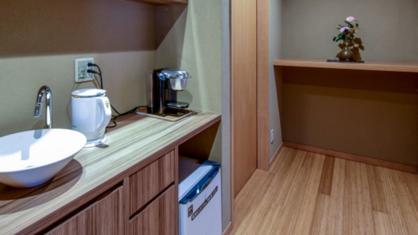 2018年秋に新しく完成した和室と洋室ベッドルームのゆったり広々バリアフリー客室「藤」