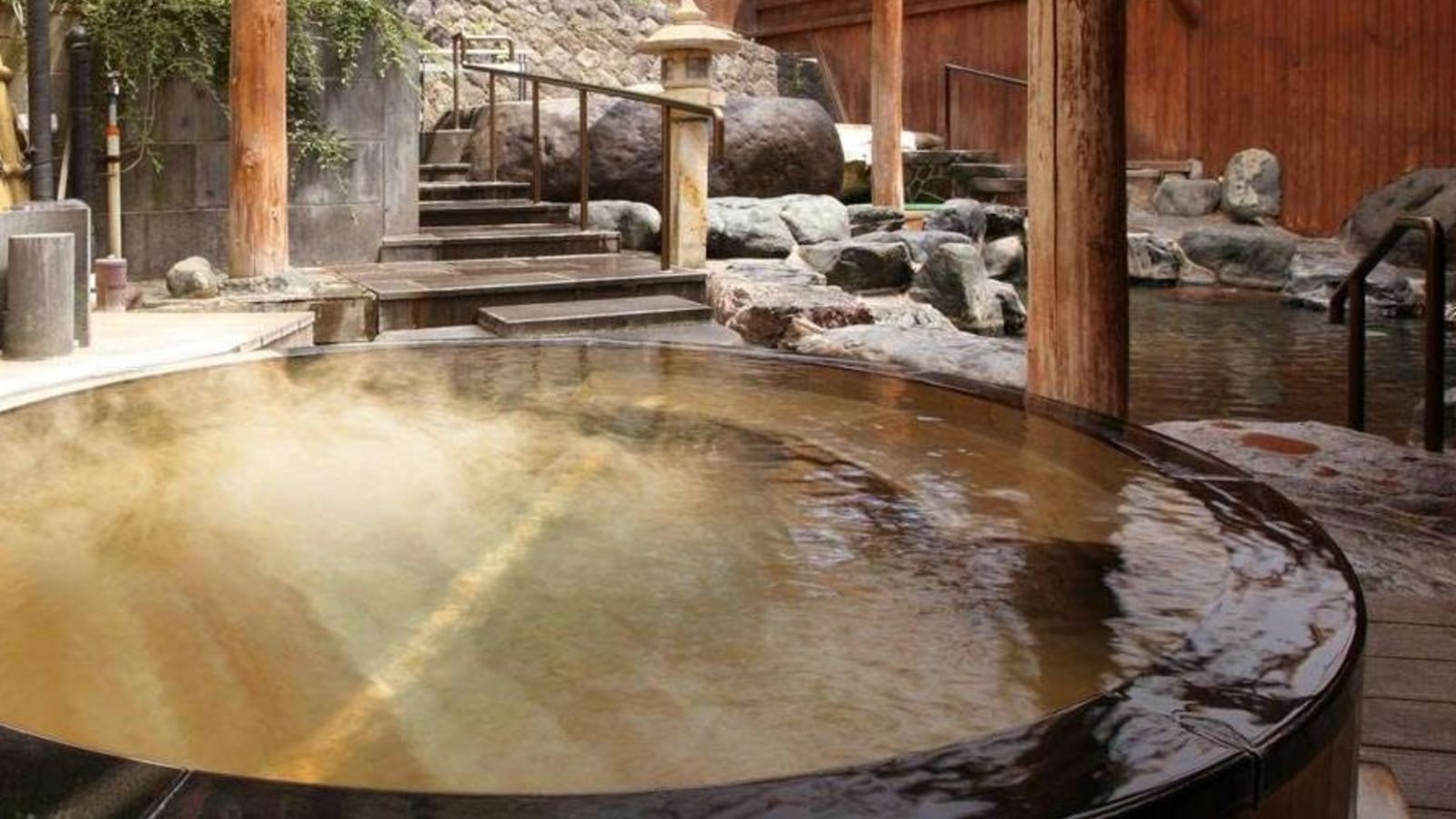 【西湯】源泉かけ流しの檜風呂