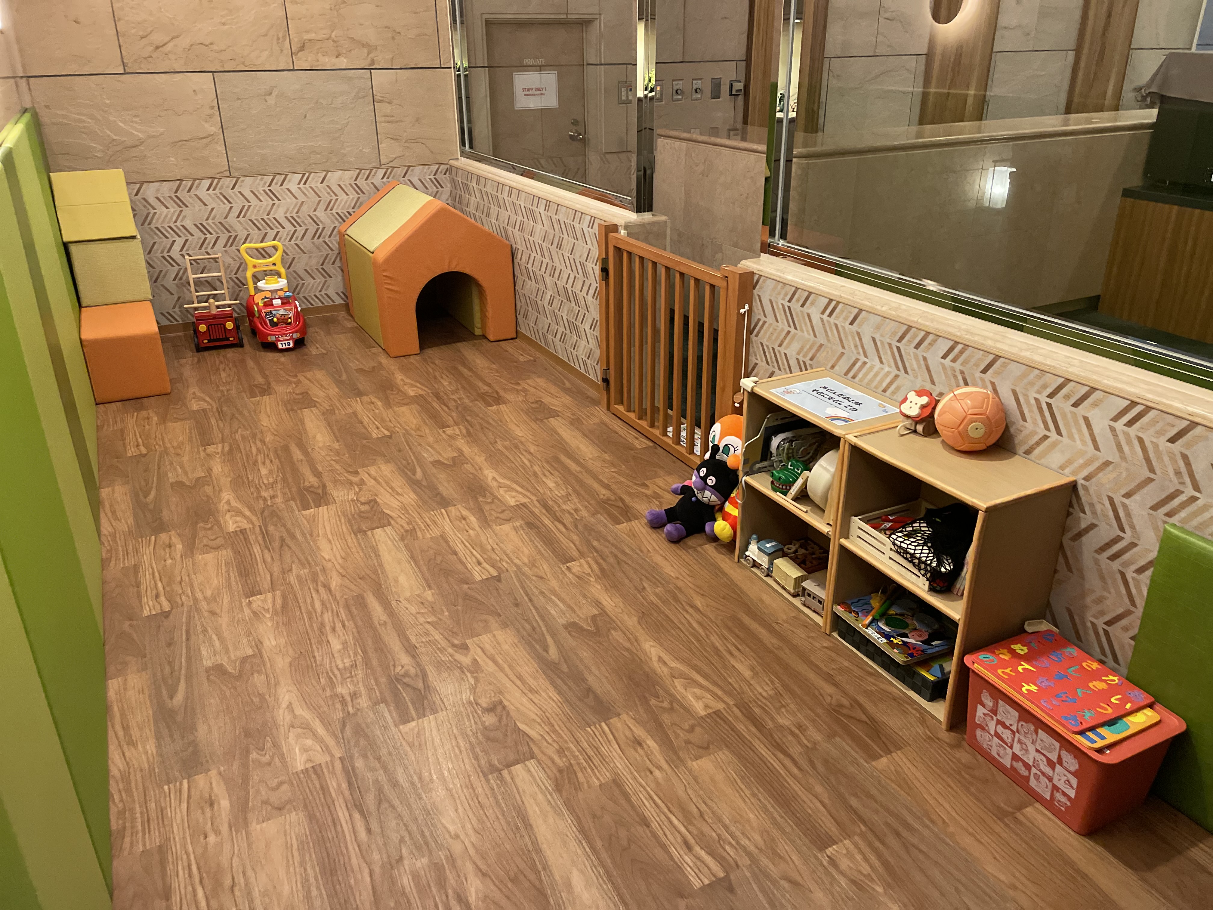 キッズコーナー