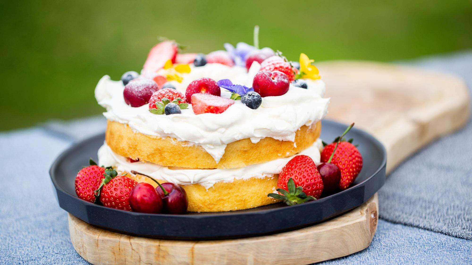 【楽天スーパーSALE】＜アニバーサリープラン＞ケーキとシャンパン付！素敵な記念日を♪(1泊2食付)