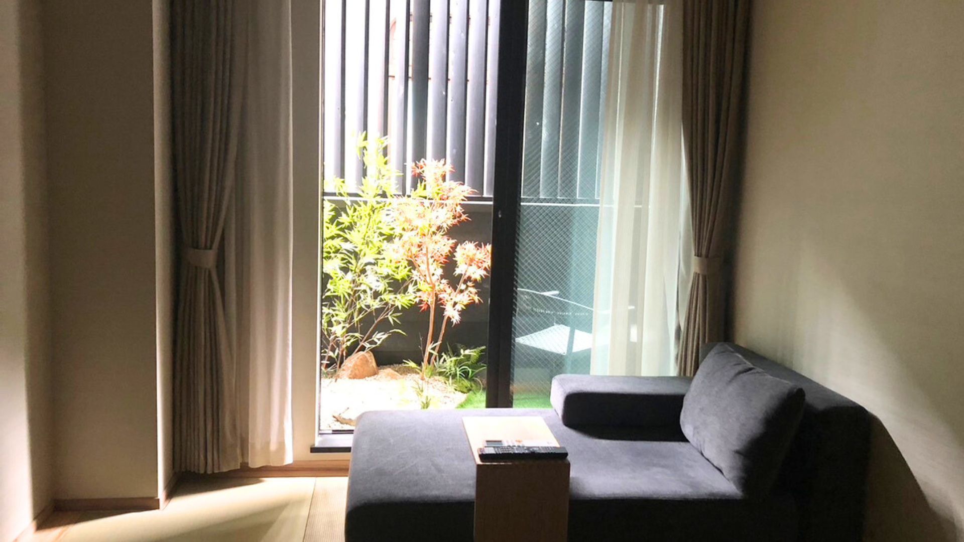 【湯室別館】景色は望めませんが間取りや泉質は同じです