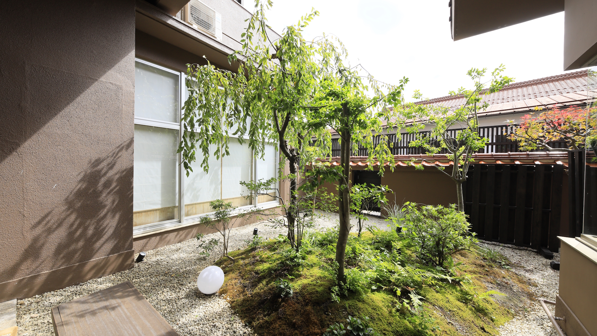 【庭園】色浴衣を着て庭園でまったり（一例）