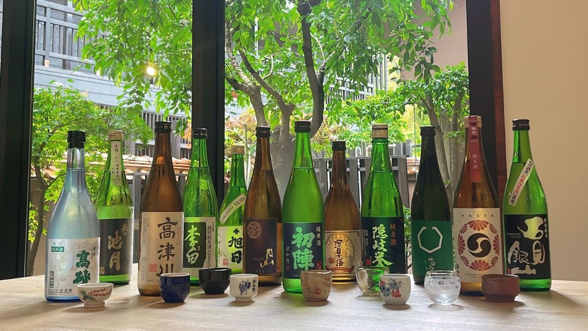 食事に合わせて支配人厳選の島根県内の日本酒も一緒にお愉しみください（一例）