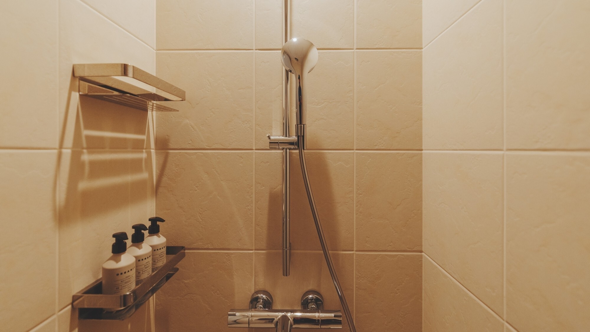 [スタンダードキング]シャワーブース