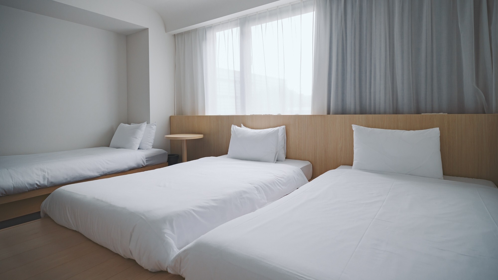 [デラックスツイン]26㎡／ベッド幅1,100mm+ソファベッド