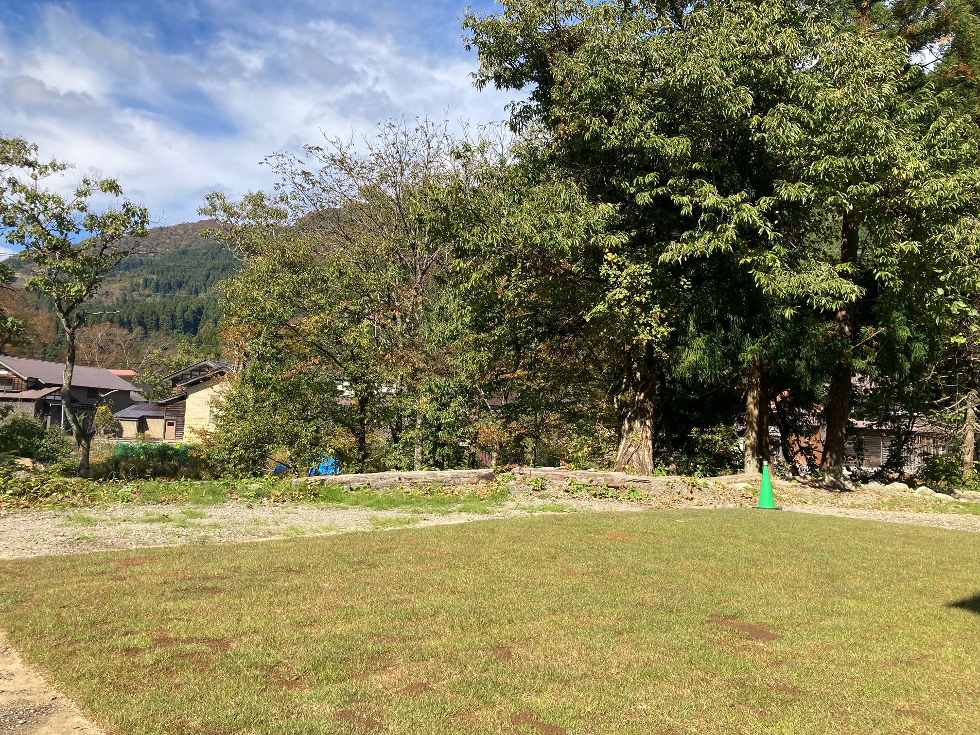 芝生でのんびりと過ごしませんか