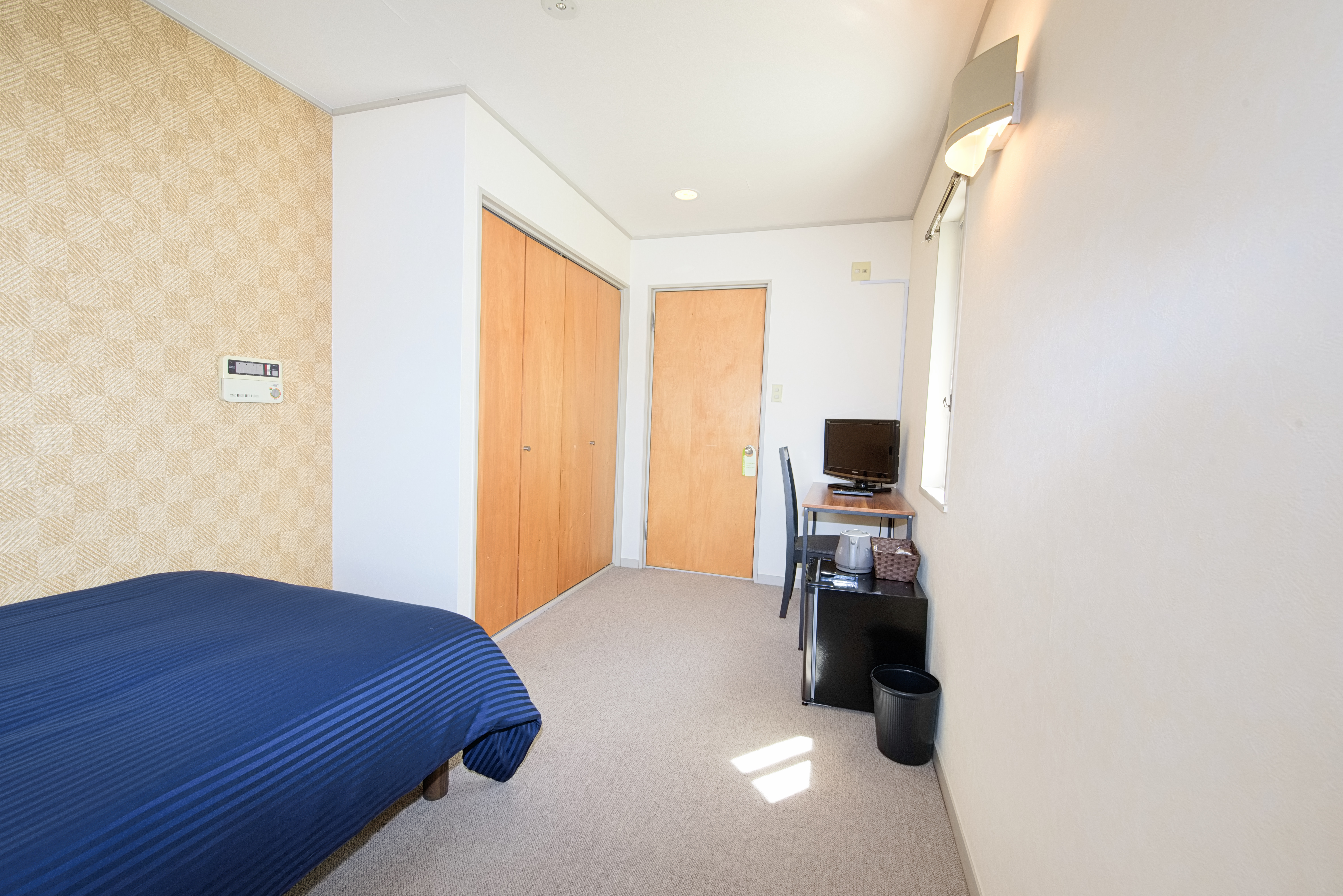 スタンダードシングル　【ベットボードにはコンセント設置してます】