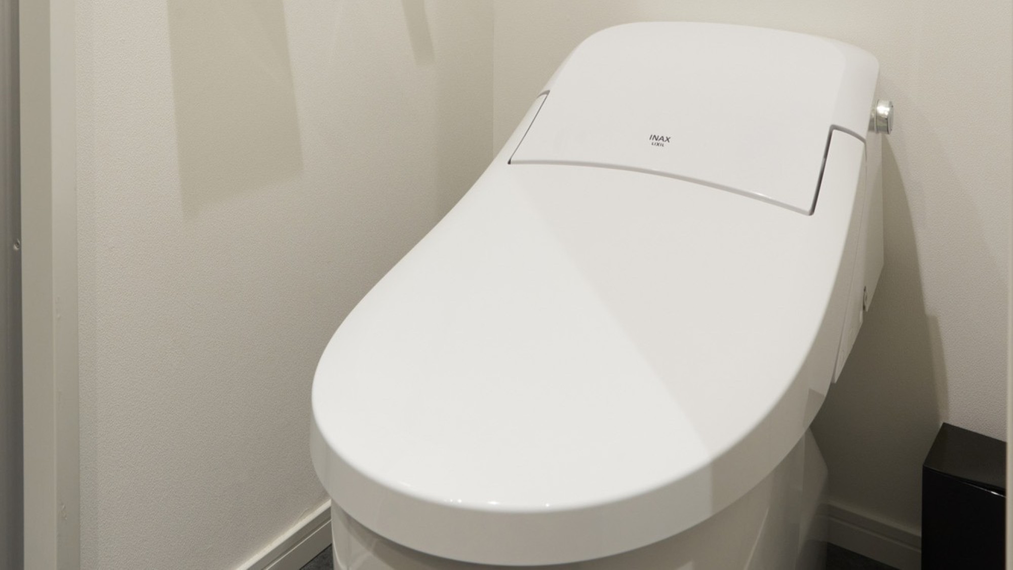 【ソファベッド付きコンフォートツイン】洗浄機能付トイレ