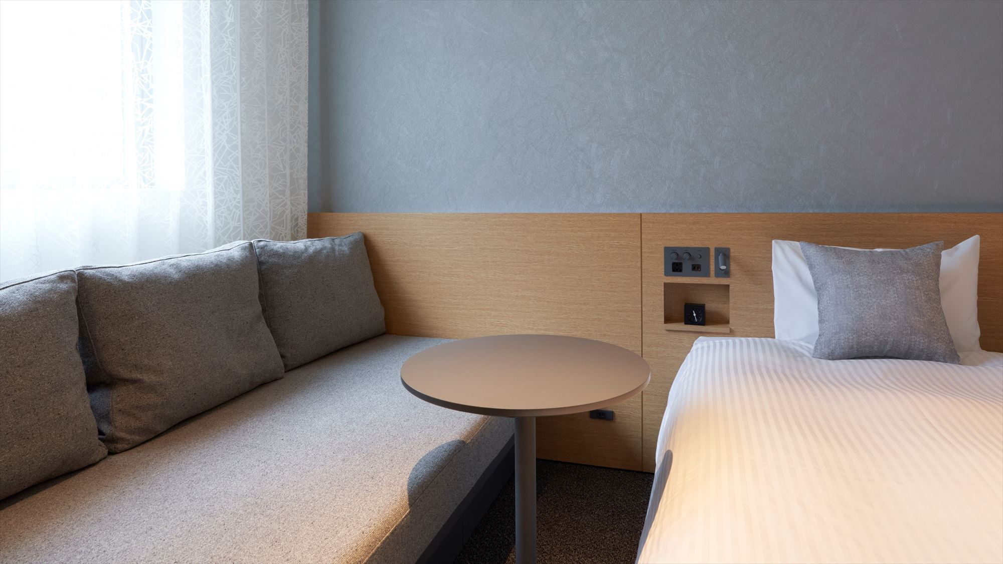 【ソファベッド付きコンフォートツイン】3名様でのご利用時にはソファベッドをご用意いたします。