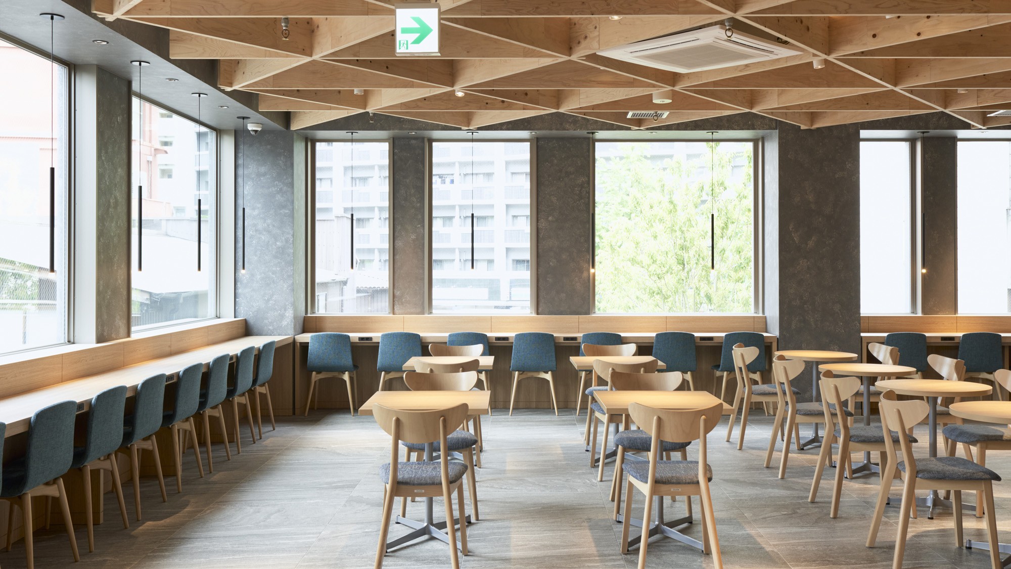 【360&deg;HUB】市場の新鮮な素材をテイクアウトして、360&deg;Hubでご堪能ください。