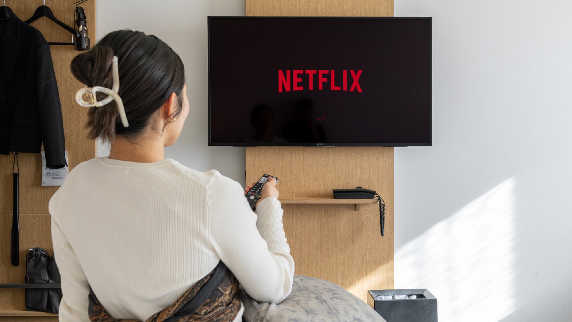 【ご滞在】スマートTVも完備しており、思いのままにごゆっくりとお寛ぎいただけます。