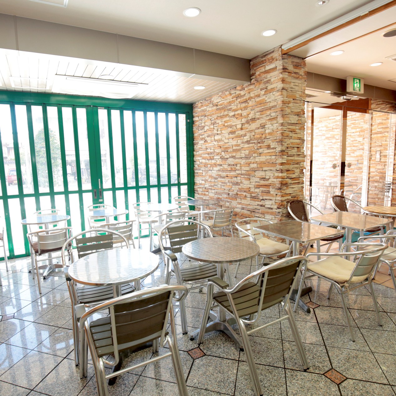 【スタンダード】ふわとろオムレツが人気の無料朝食！駅から5分ビジネス＆熊野参詣の拠点に抜群