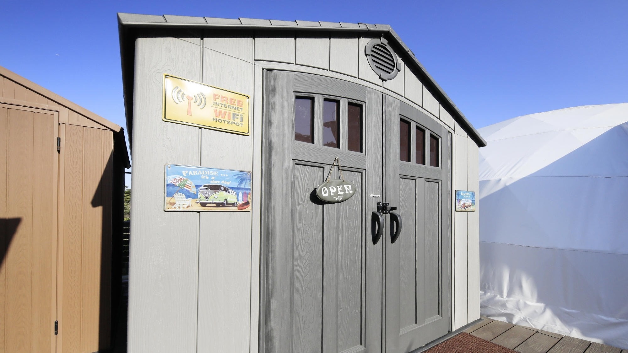 ◆バスタブ付きシャワールーム　ボディーソープ / シャンプー / リンス / 洗顔ソープ