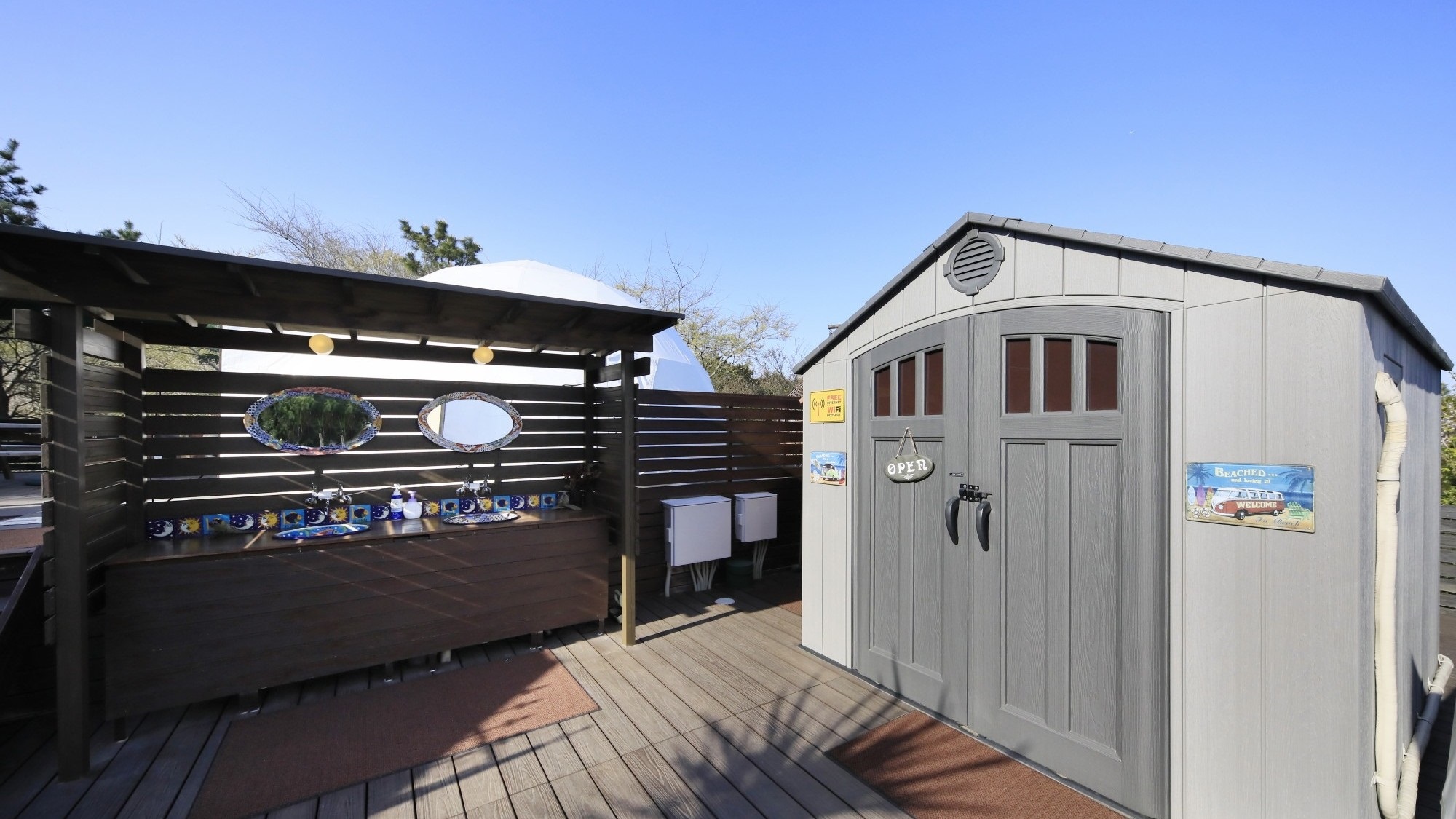 ◆共用のバスタブ付きシャワールーム