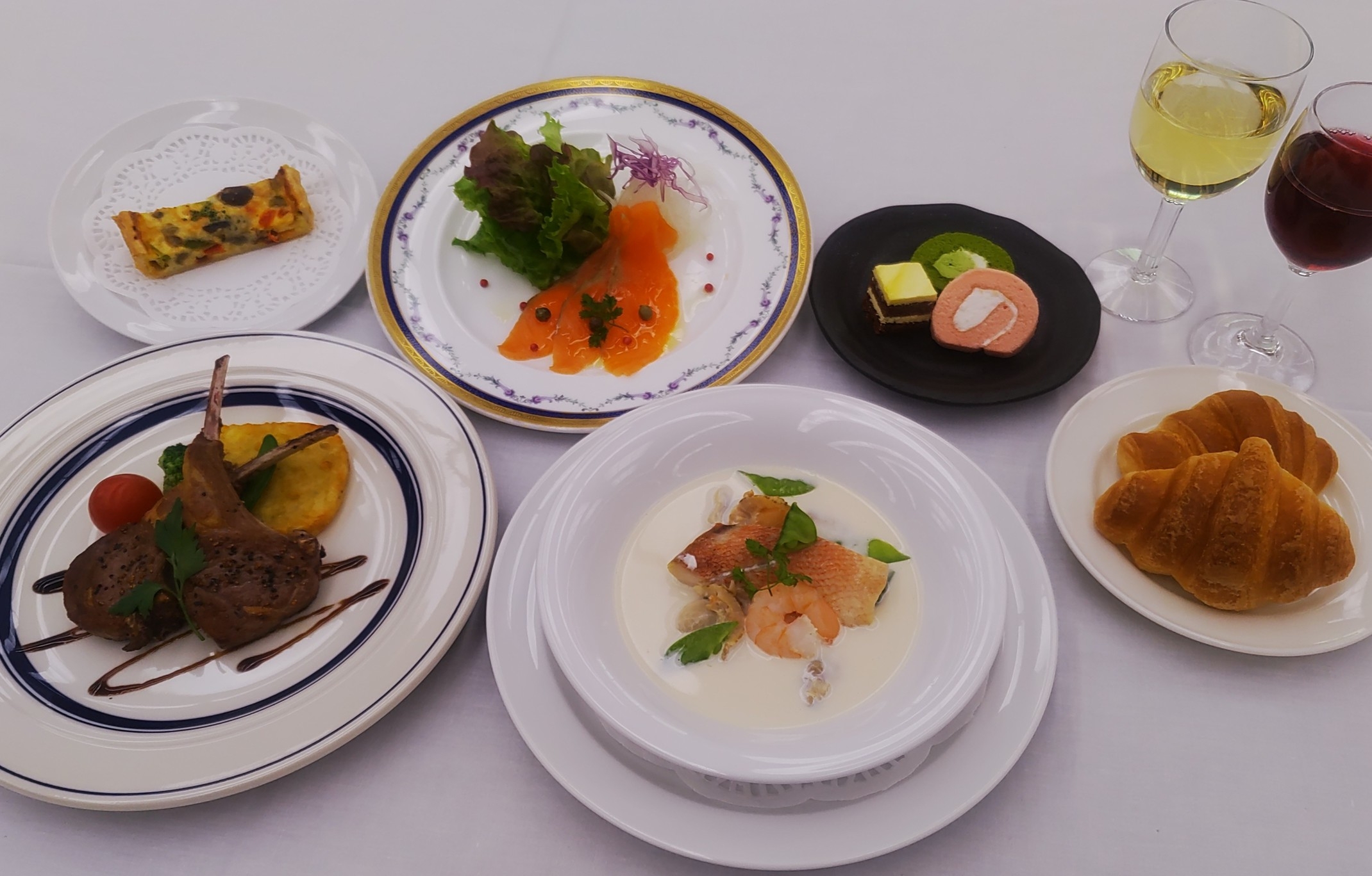 【2食付き】ワンドリンクサービス！ヘルシーなカジュアルフレンチプラン