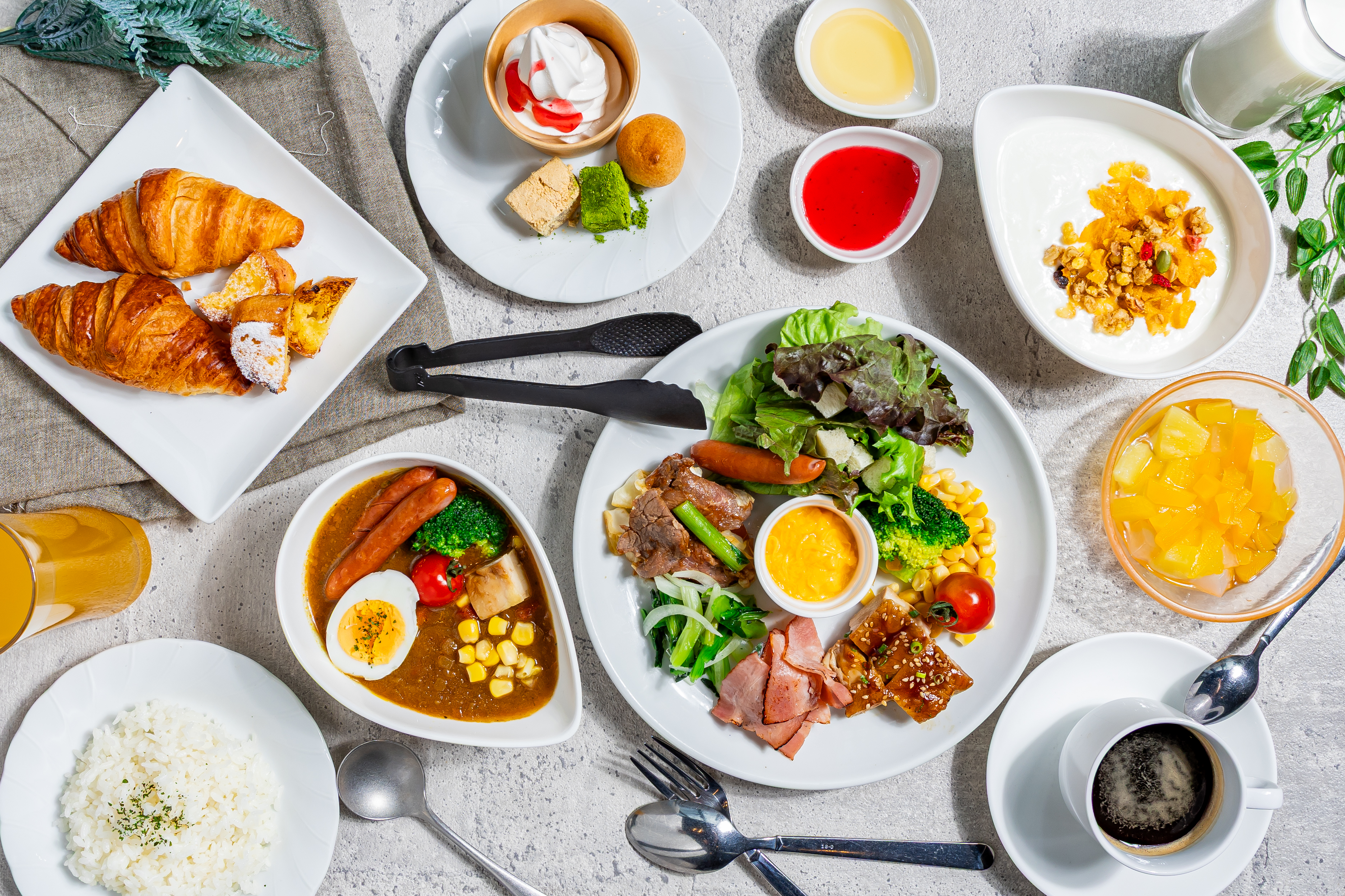 朝食ビュッフェ