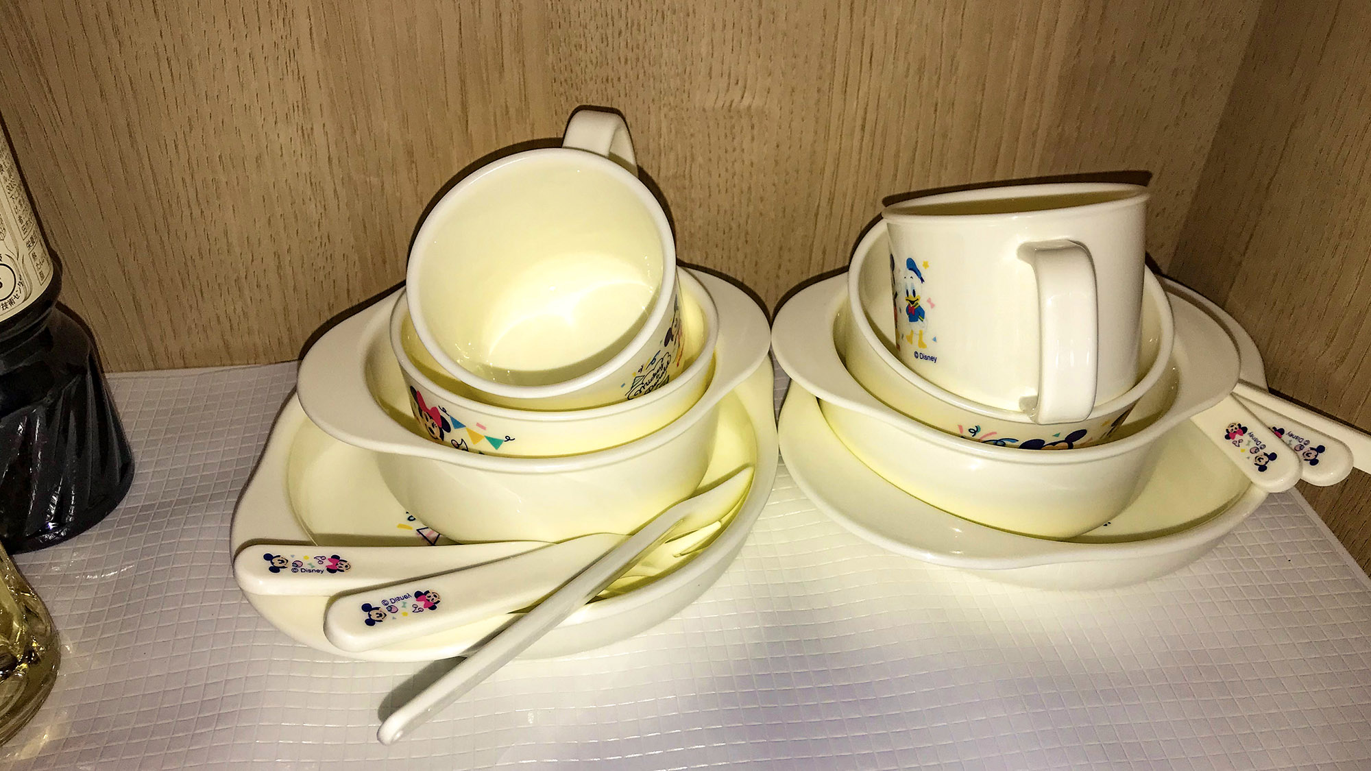 ・お子様用の食器もご用意